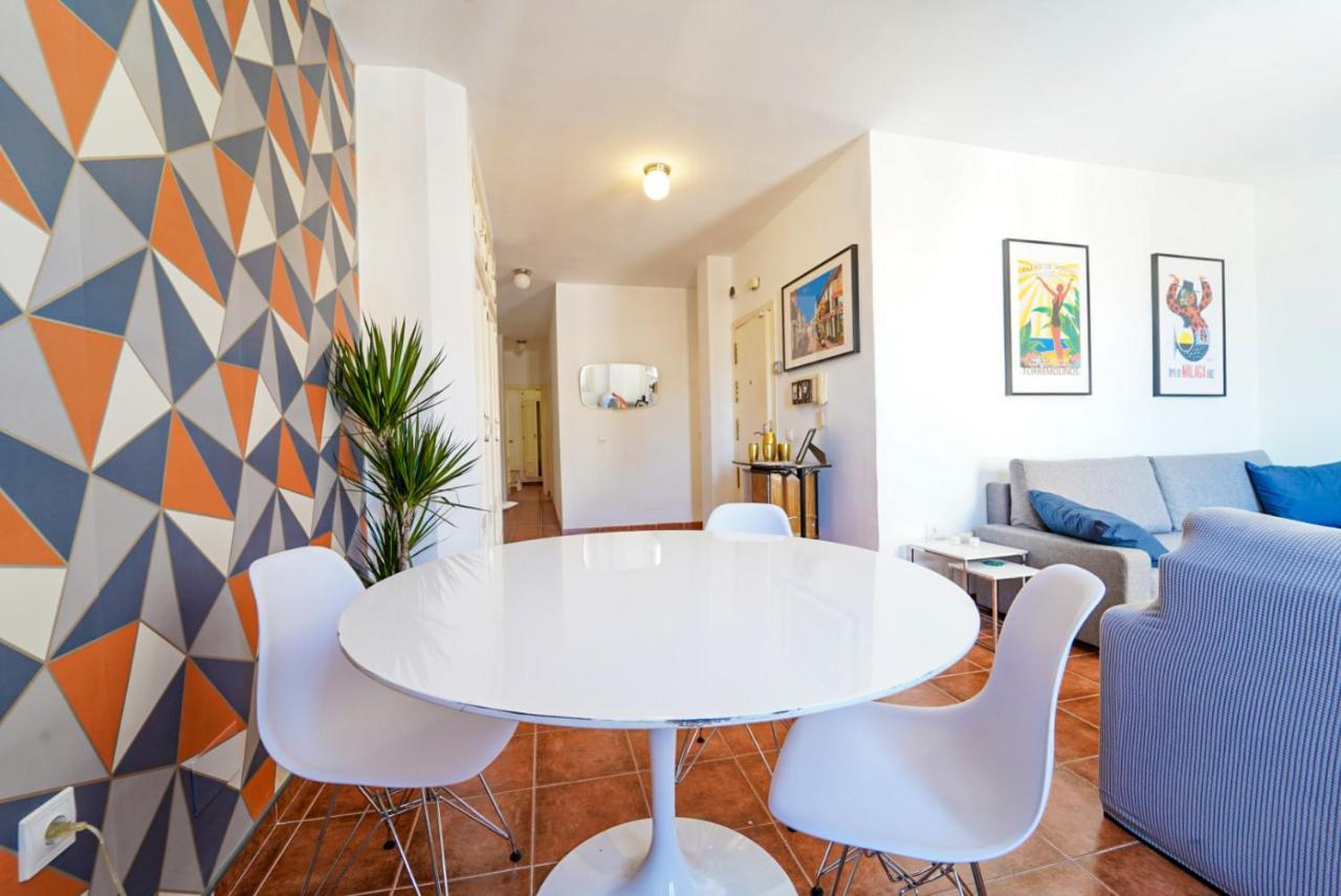 Apartamentos Torre Pimentel ตอร์เรโมลิโนส ภายนอก รูปภาพ